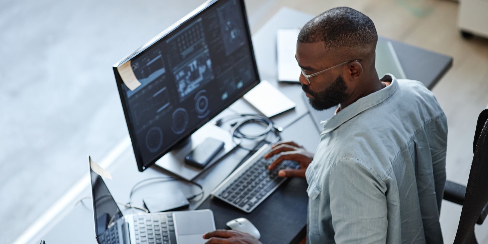 Sincrone IT propose une solution d'infogérance informatique pour les PME et les ETI.