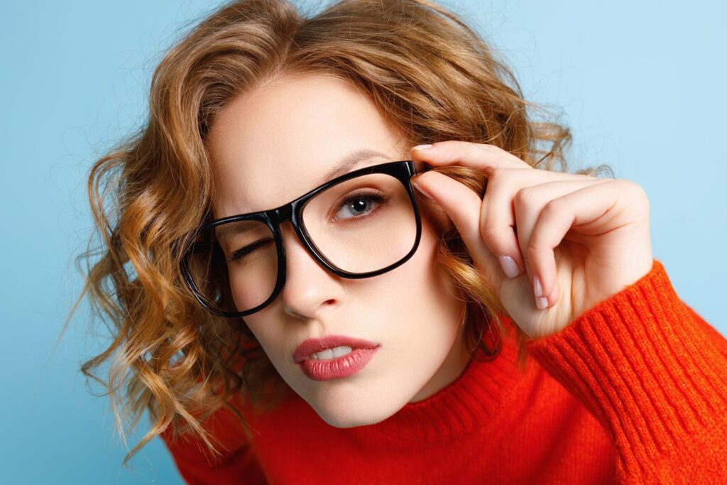 Qui sommes-nous ? Découvrir qui est l'entreprise Sincrone IT. Notre force : la maîtrise d’expertises complémentaires : cybersécurité, infogérance, communication unifiée, infrastructure IT et télécoms.