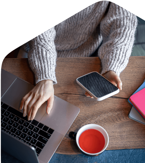 Expertise et Offre Opérateur Bouygues Télécom et Gestion de flotte mobile chez Sincrone IT. Découvrez toutes nos offres pour une gestion facilitée de votre réseau internet d'entreprise et de vos smartphones professionnels.