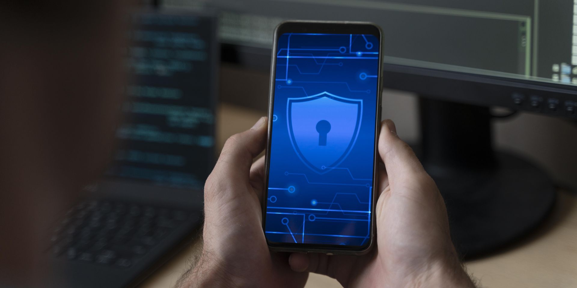 Comment sécuriser ses smartphones professionnels contre les cyberattaques ?